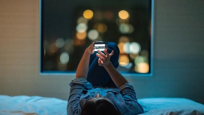 FOMO di Era Digital - Efek Psikologis yang Tak Terlihat!